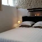 Les Chambres De La Grange 3*