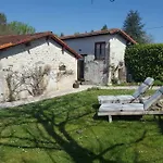 Les Chambres De La Grange Gasthof Cherval