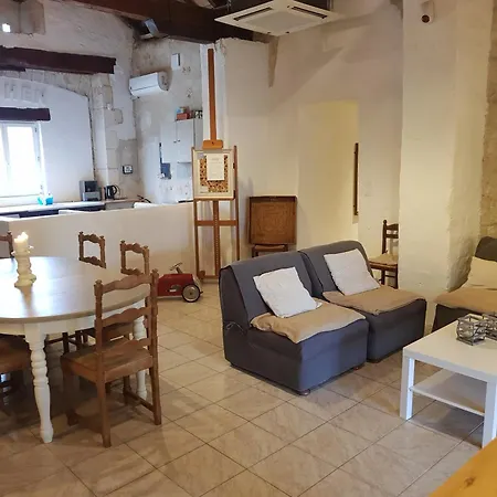 Les De La Grange 3*