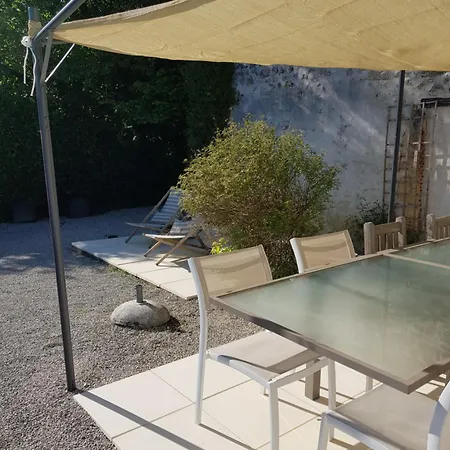 Guest house Le Des De La Grange