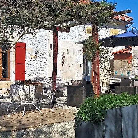 Les De La Grange Pensión