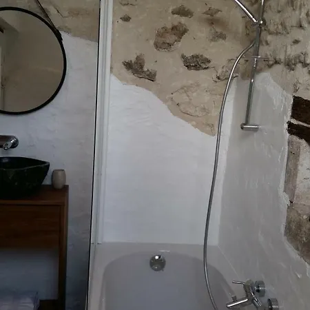 Le Des De La Grange 4*