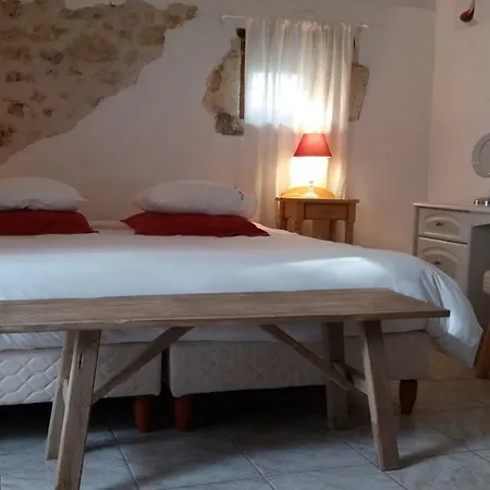 Le Des De La Grange Guest house Cherval