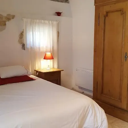 Le Des De La Grange Guest house 4*