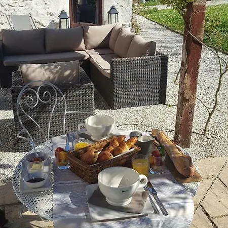 Les De La Grange Cherval