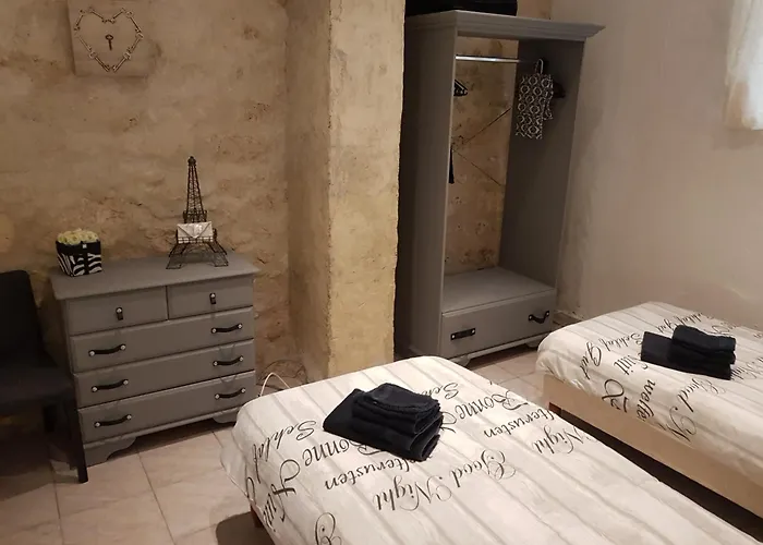 Affittacamere Le Des De La Grange Cherval