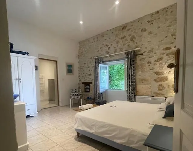 Les Chambres De La Grange Pensionat 3*