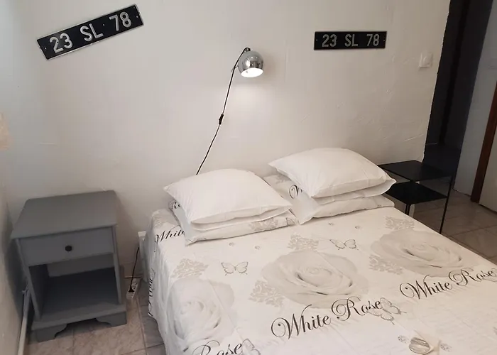 Affittacamere Le Des De La Grange Cherval