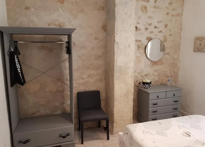 Les Chambres De La Grange Pensionat 3*
