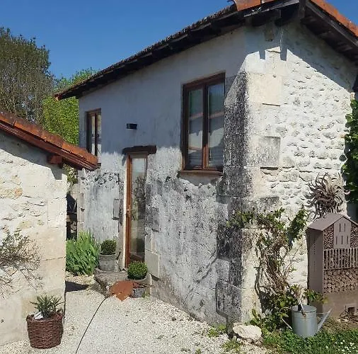 Les Chambres De La Grange 3* Cherval