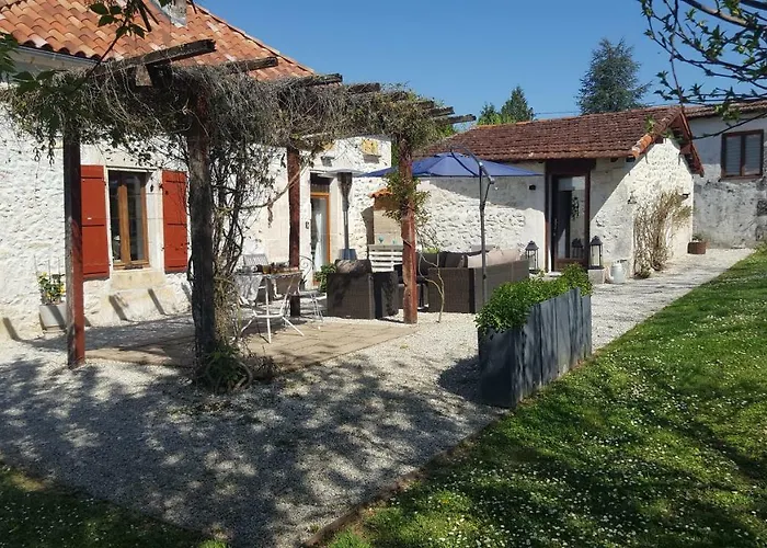 Les Chambres De La Grange Pensionat